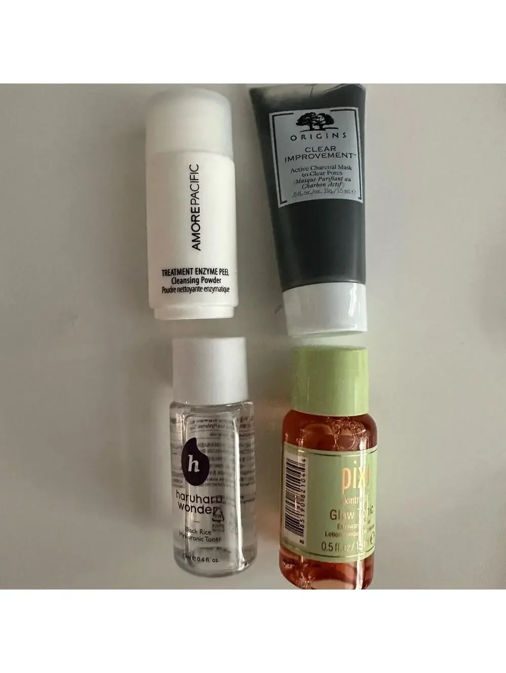 Luxury high end beauty bag of skincare/makeup samples & deluxe trial size bundle